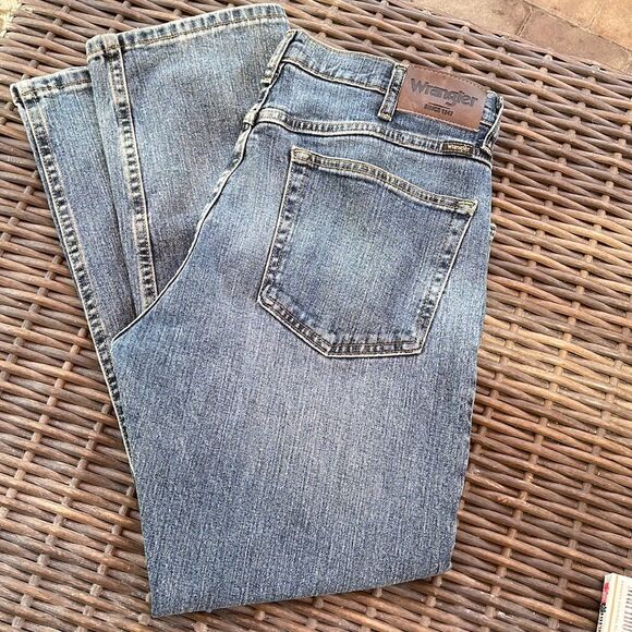 Wrangler Regular Fit Jeans, SZ 34X29 - Picture 1 of 6
